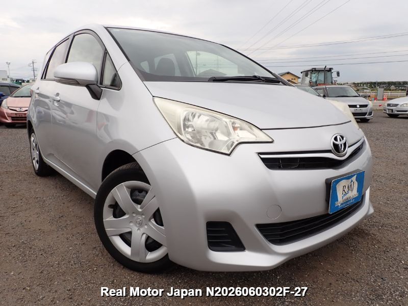 2013 TOYOTA RACTIS thumbnail 2