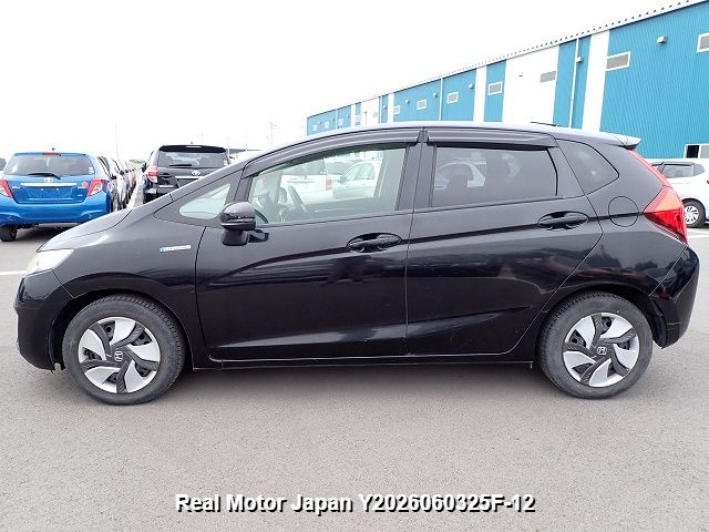 2014 HONDA FIT HYBRID thumbnail 3