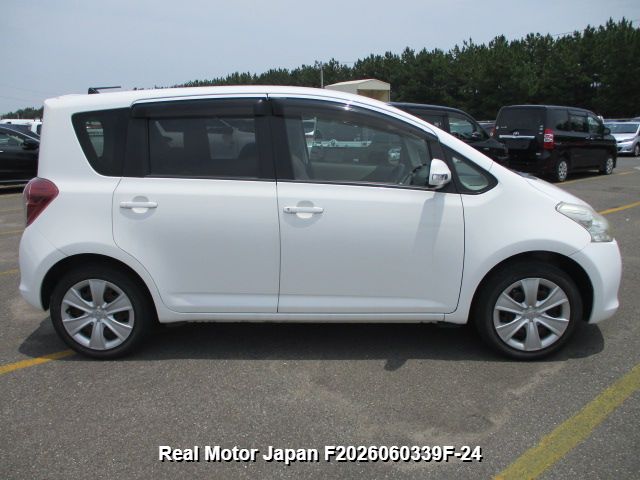 2010 TOYOTA RACTIS thumbnail 4