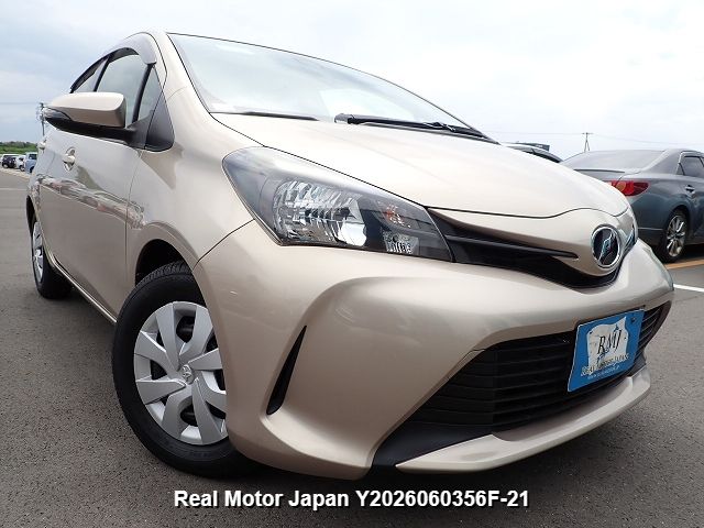 2016 TOYOTA VITZ thumbnail 2