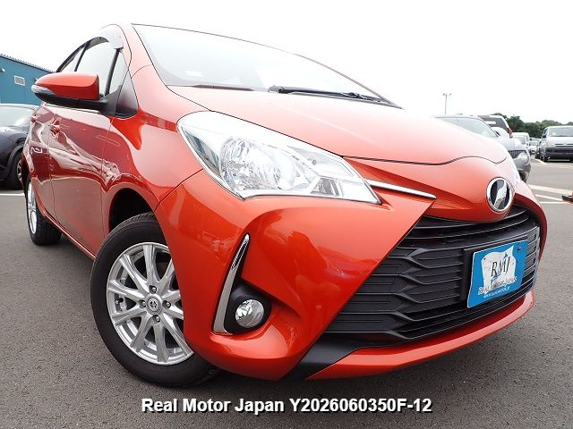 2017 TOYOTA VITZ thumbnail 2