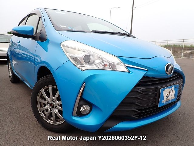 2017 TOYOTA VITZ thumbnail 2