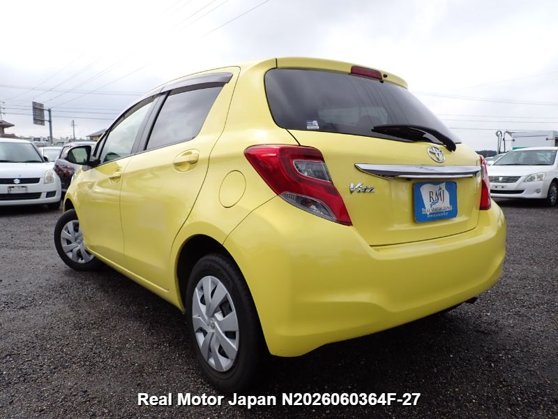 2015 TOYOTA VITZ thumbnail 3