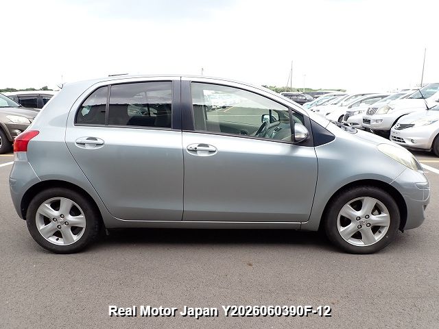 2007 TOYOTA VITZ thumbnail 4