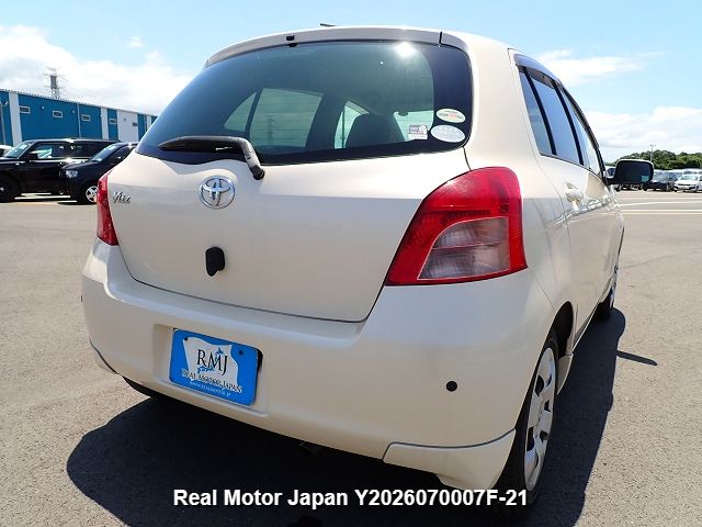 2006 TOYOTA VITZ thumbnail 4