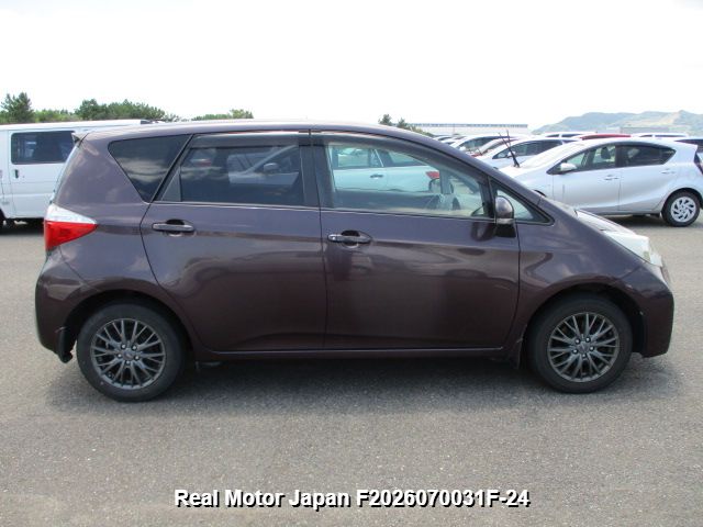 2011 TOYOTA RACTIS thumbnail 4