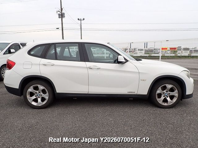 2011 BMW X1 thumbnail 4