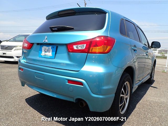 2011 MITSUBISHI RVR thumbnail 4
