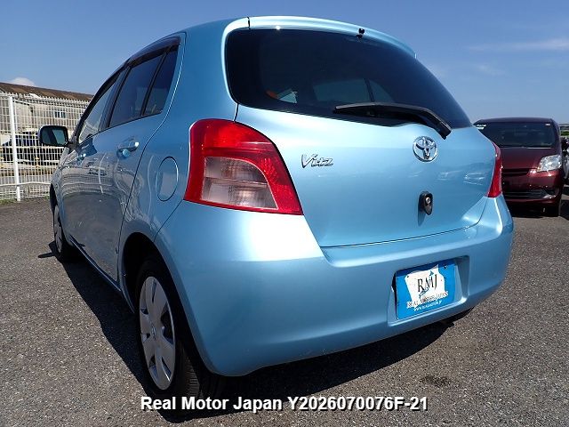2005 TOYOTA VITZ thumbnail 3