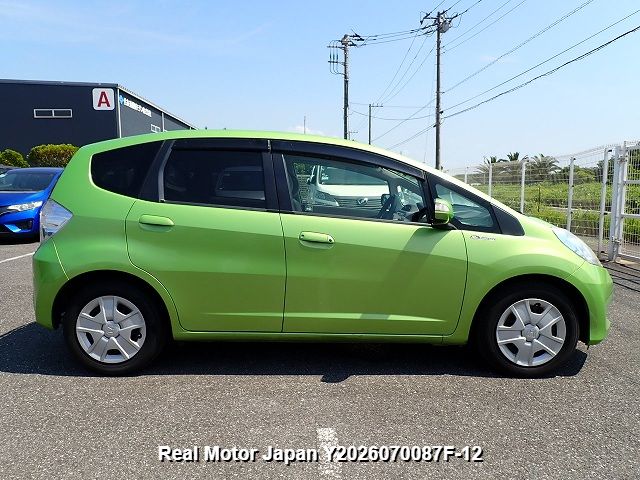 2011 HONDA FIT HYBRID thumbnail 4