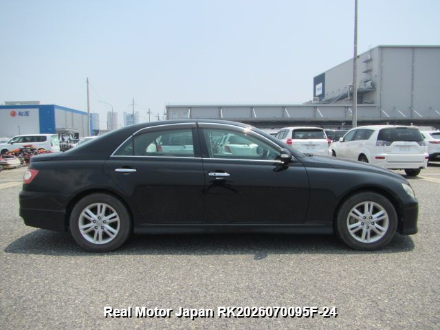 2009 TOYOTA MARK X thumbnail 4