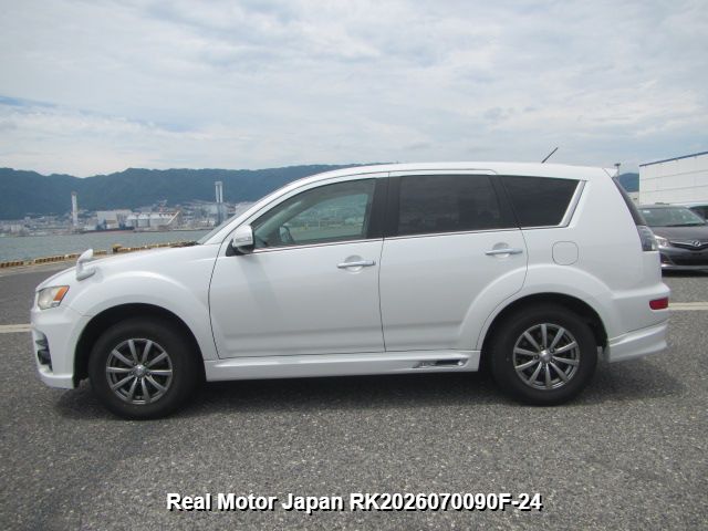 2011 MITSUBISHI OUTLANDER thumbnail 3