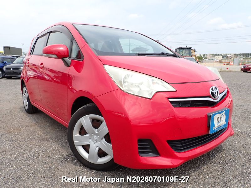 2011 TOYOTA RACTIS thumbnail 2