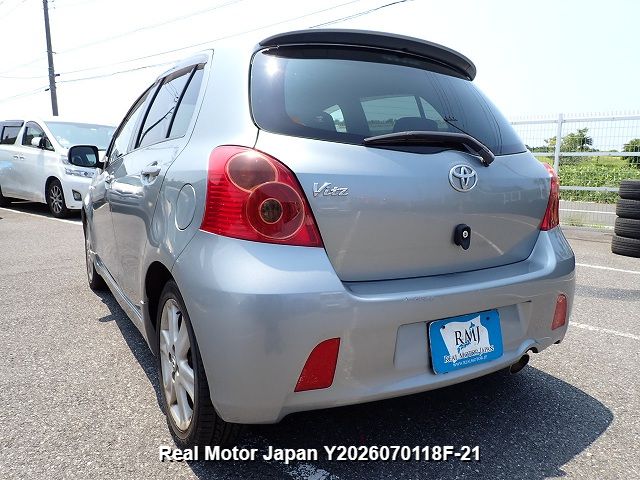 2006 TOYOTA VITZ thumbnail 3