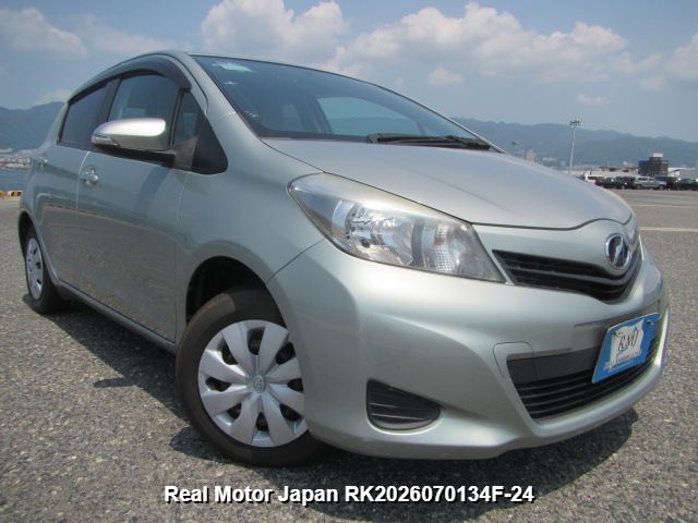 2011 TOYOTA VITZ thumbnail 2
