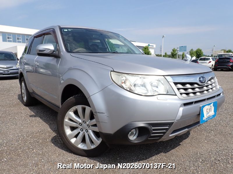 2011 SUBARU FORESTER thumbnail 2
