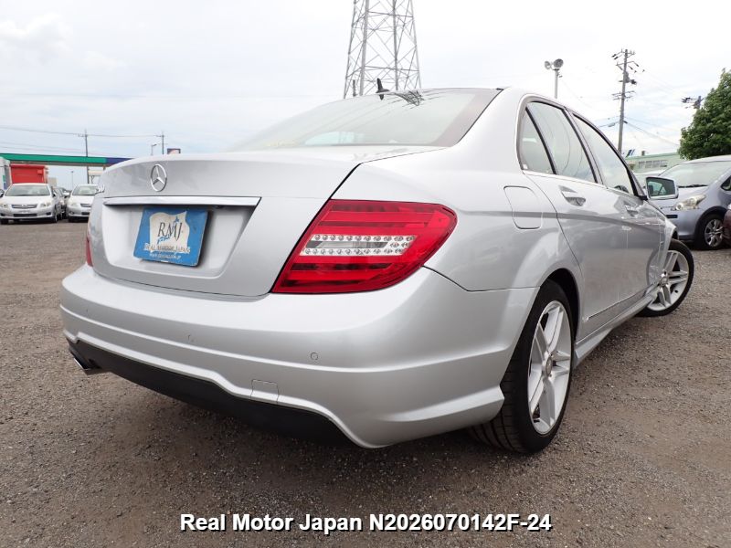 2012 MERCEDES-BENZ C-CLASS thumbnail 4