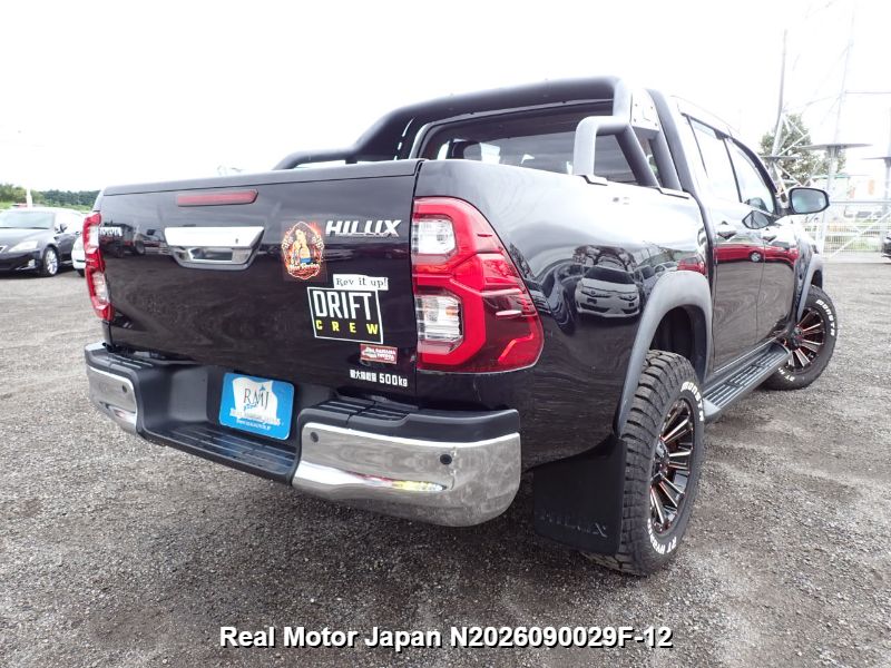 2020 TOYOTA HILUX thumbnail 4