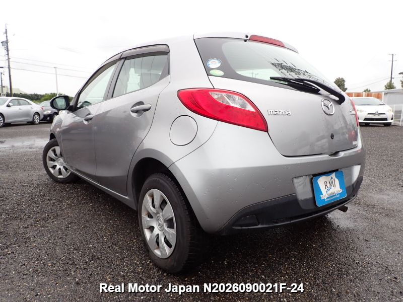 2010 MAZDA DEMIO thumbnail 3