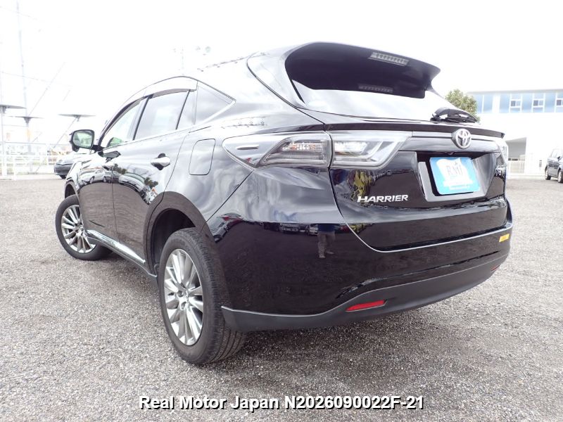 2015 TOYOTA HARRIER thumbnail 3