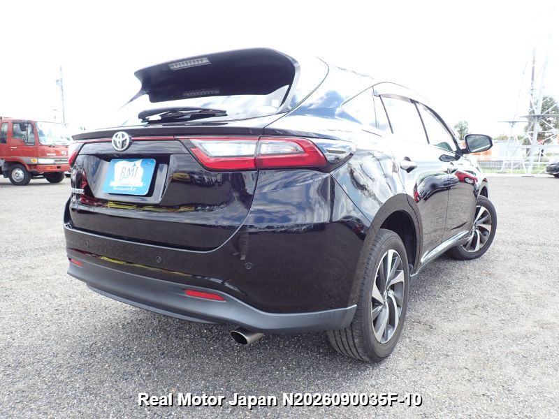 2017 TOYOTA HARRIER thumbnail 4