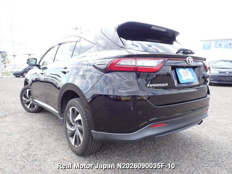2017 TOYOTA HARRIER thumbnail 3