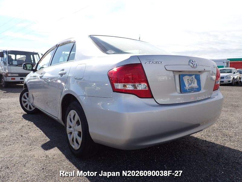 2011 TOYOTA COROLLA AXIO thumbnail 3