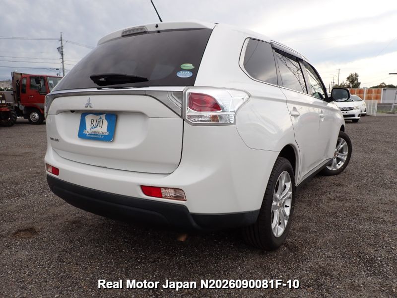 2013 MITSUBISHI OUTLANDER thumbnail 4