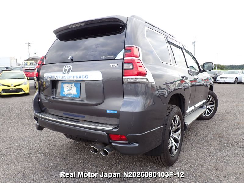 2020 TOYOTA LAND CRUISER PRADO thumbnail 4