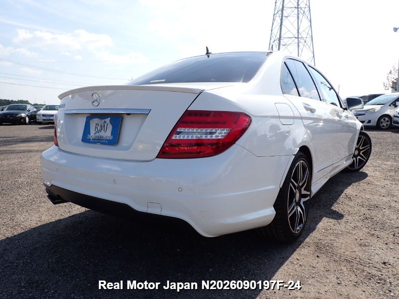 2013 MERCEDES-BENZ C-CLASS thumbnail 4