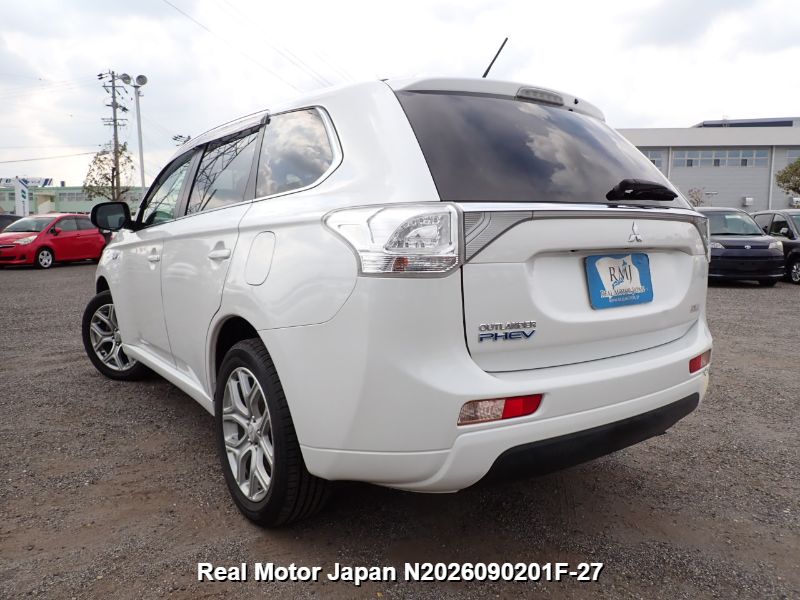 2014 MITSUBISHI OUTLANDER PHEV thumbnail 3
